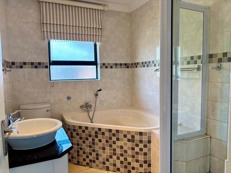 3 Bedroom Property for Sale in Langenhovenpark Free State